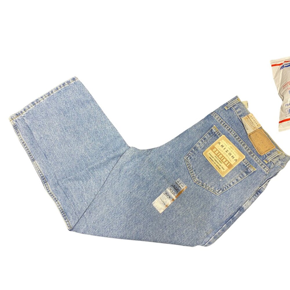 2002 Arizona Jeans – Light Wash – Size 40x30